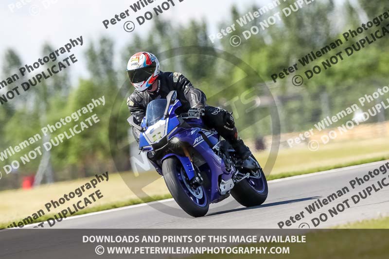 donington no limits trackday;donington park photographs;donington trackday photographs;no limits trackdays;peter wileman photography;trackday digital images;trackday photos
